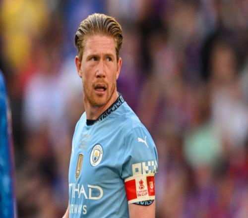 本泽马评选历史最佳阵容：