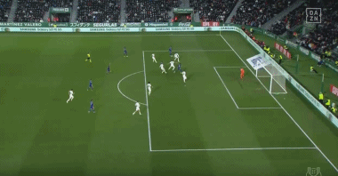 懂球妹采访：她是切尔西球迷，最喜欢阿扎尔和坎特