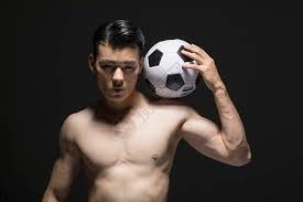 豪门悲喜夜：维拉2-1绝杀阿森纳 曼城3-0落后枪手2分 切尔西3轮不胜