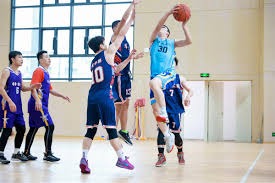 沈阳日报：新阵三线低迷无缘八强 辽篮别把“阵痛”拖成“长痛”